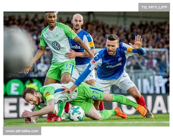 曼联将连战诺丁汉森林与热刺,客场挑战双雄 曼联将连战诺丁汉森林与热刺,客场挑战双雄