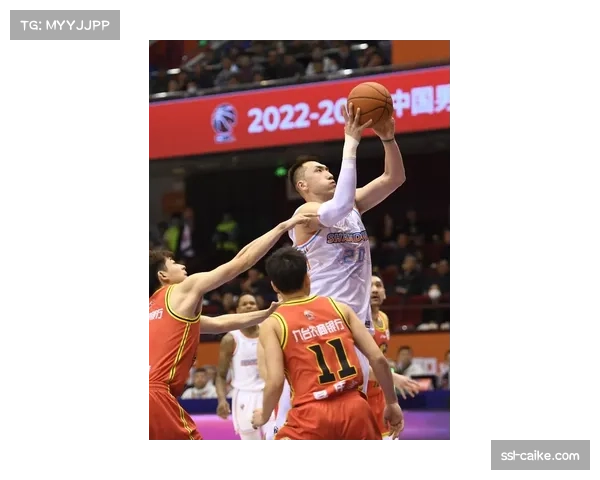 【2026年4月CBA联赛·人物·动态山东高速男篮新外援完成注册，曾效力于欧洲联赛